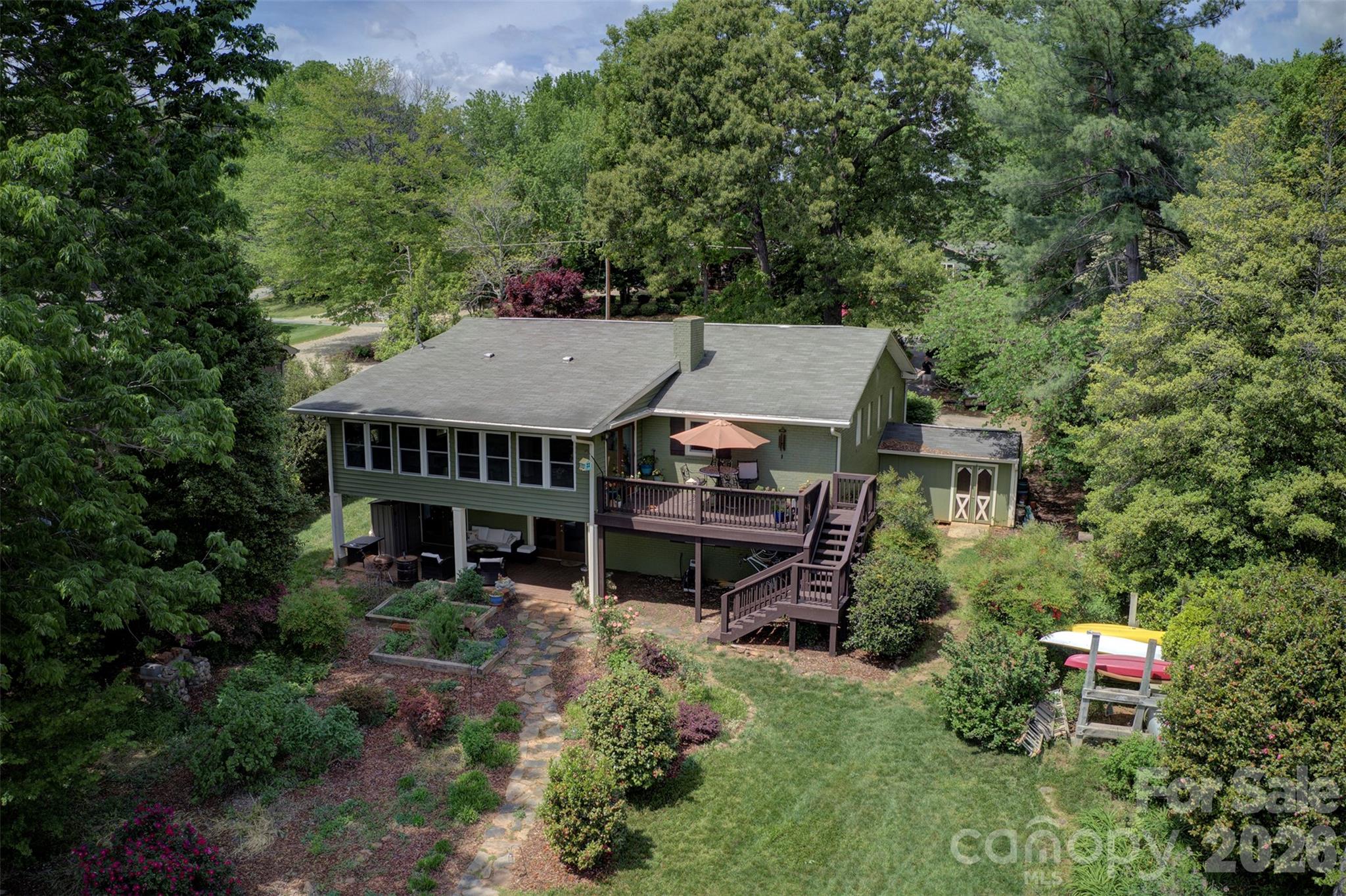 3002 Lake Shore Road S Denver NC 28037