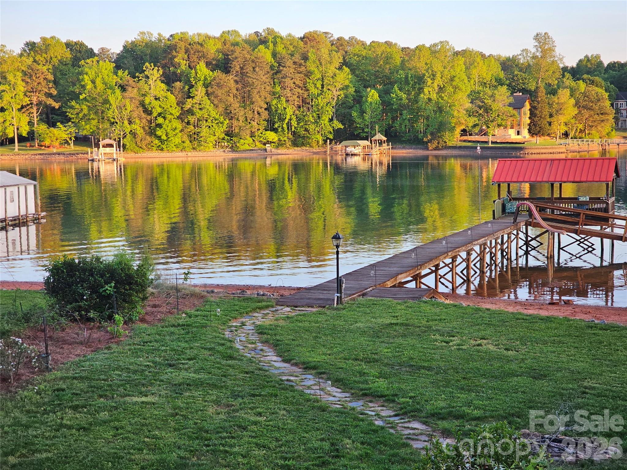 3002 Lake Shore Road S Denver NC 28037
