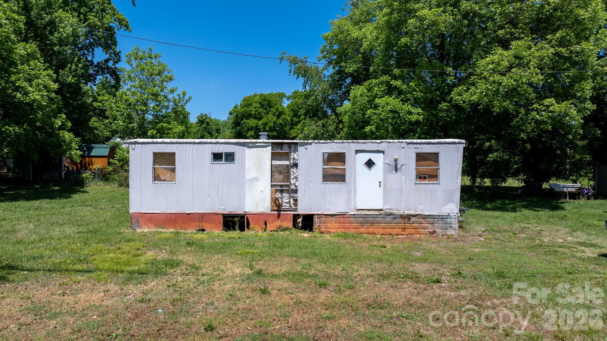 116 E 13th Street Newton NC 28658