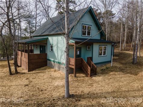 89 Elk Mountain Scenic Highway Asheville NC 28804