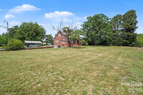 24359 Ridgecrest Road Locust NC 28097