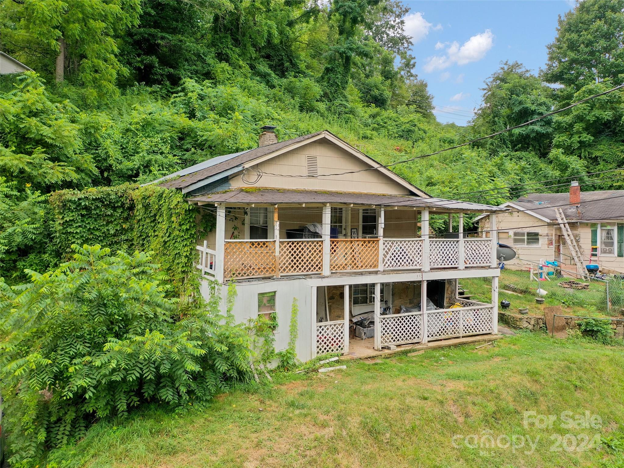 352 Welch Street Waynesville NC 28786
