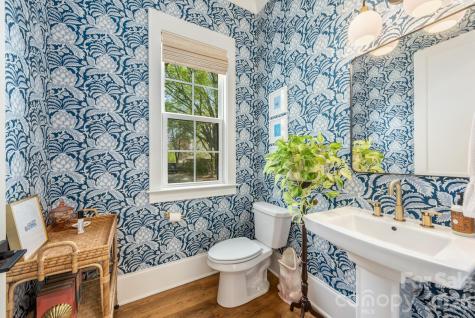 511 Lorna Street Charlotte NC 28205