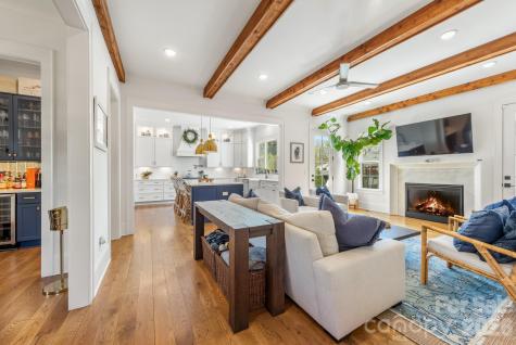 511 Lorna Street Charlotte NC 28205