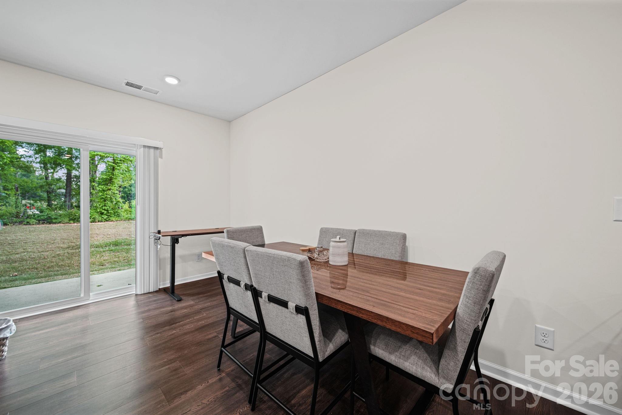 8031 Ramsburg Drive Charlotte NC 28269
