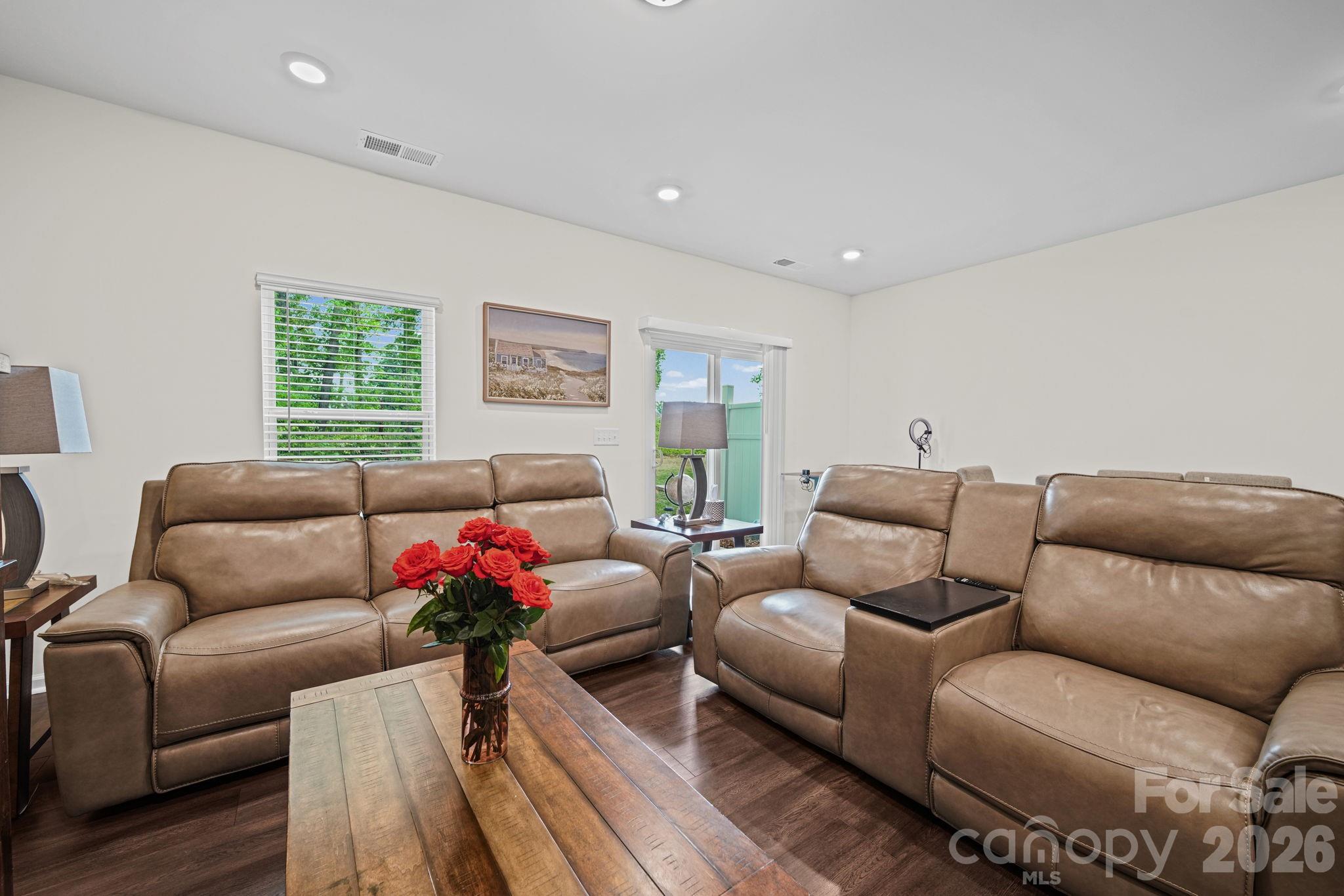 8031 Ramsburg Drive Charlotte NC 28269