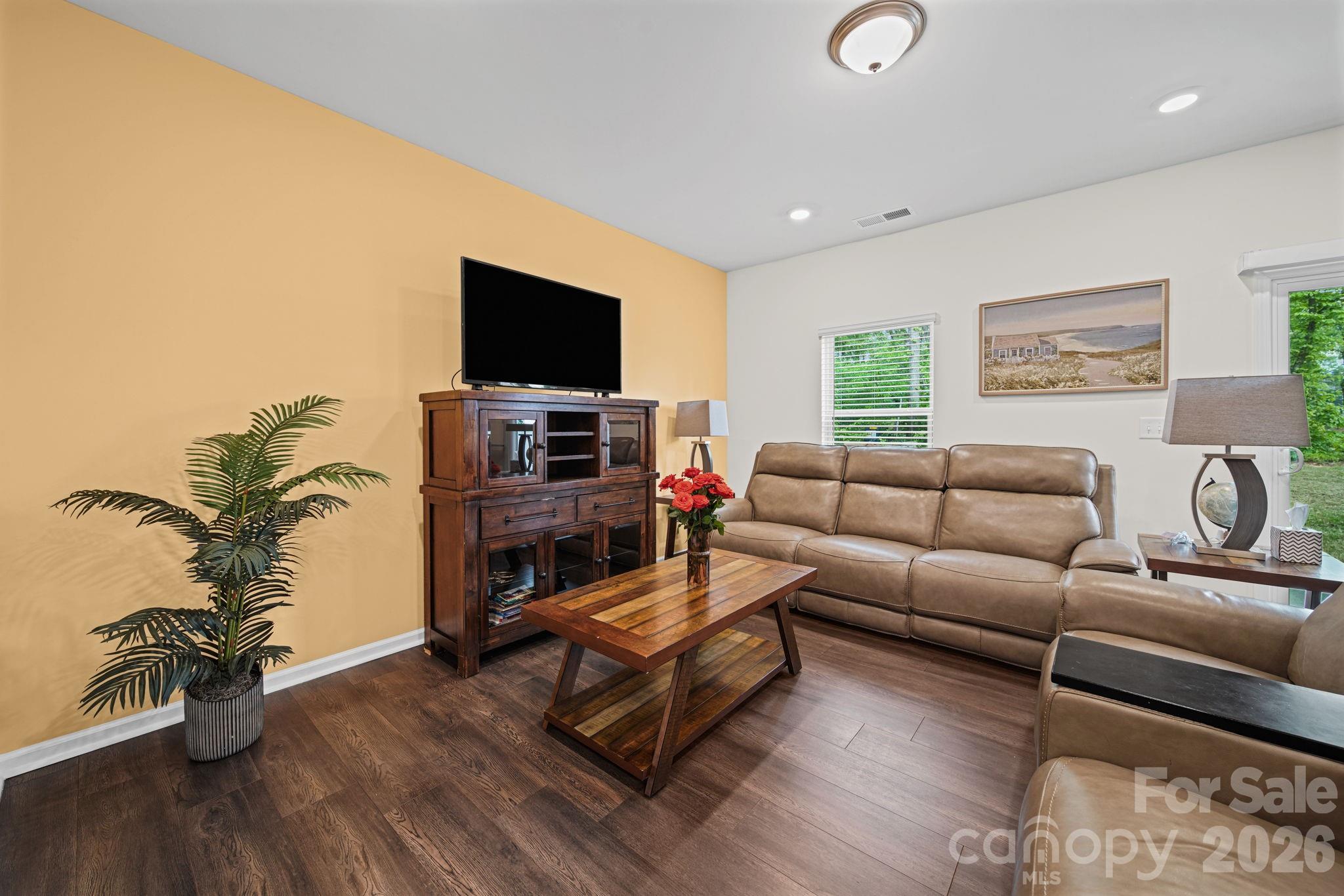 8031 Ramsburg Drive Charlotte NC 28269