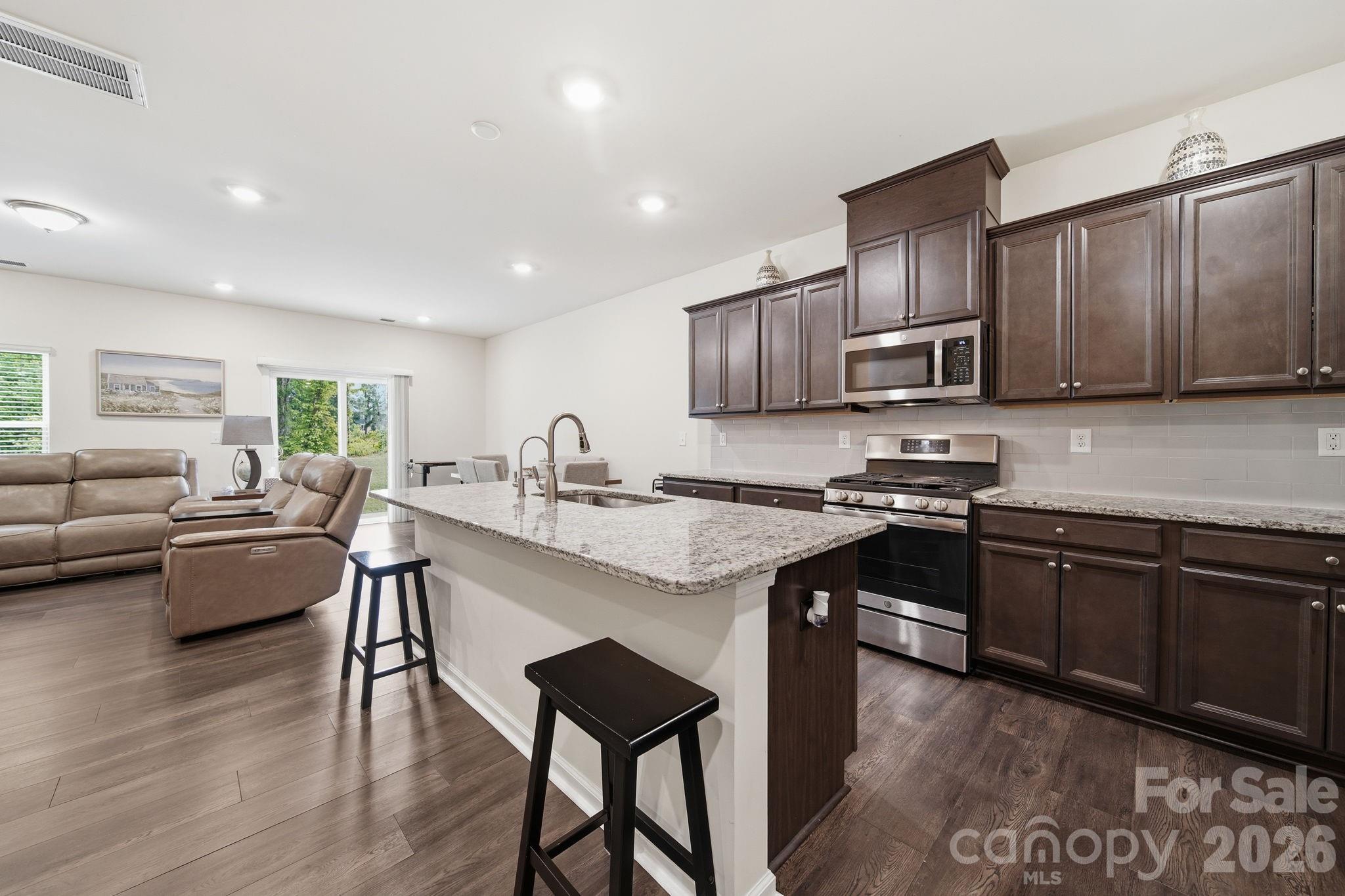 8031 Ramsburg Drive Charlotte NC 28269