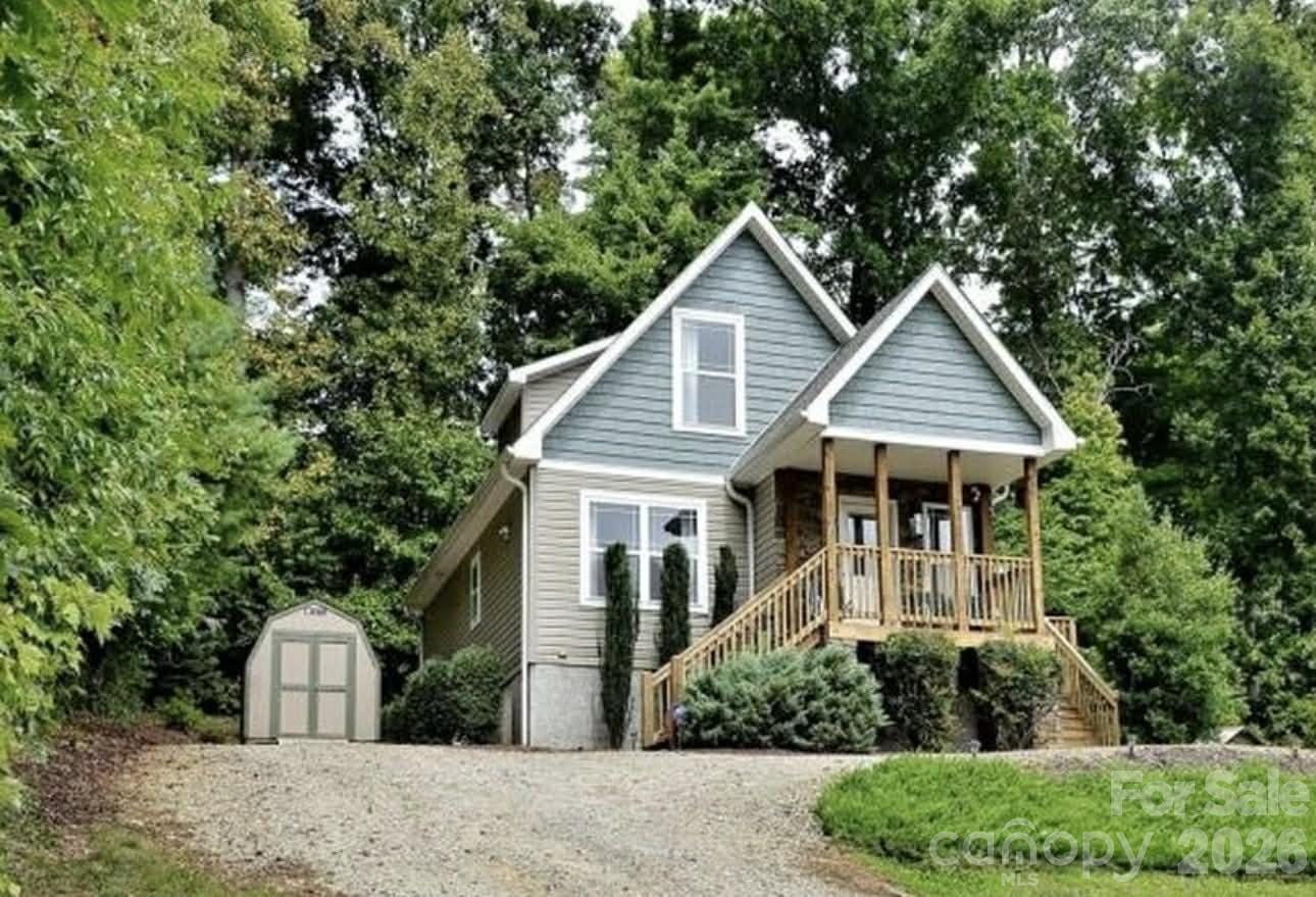 25 Eastwind Lane Candler NC 28715