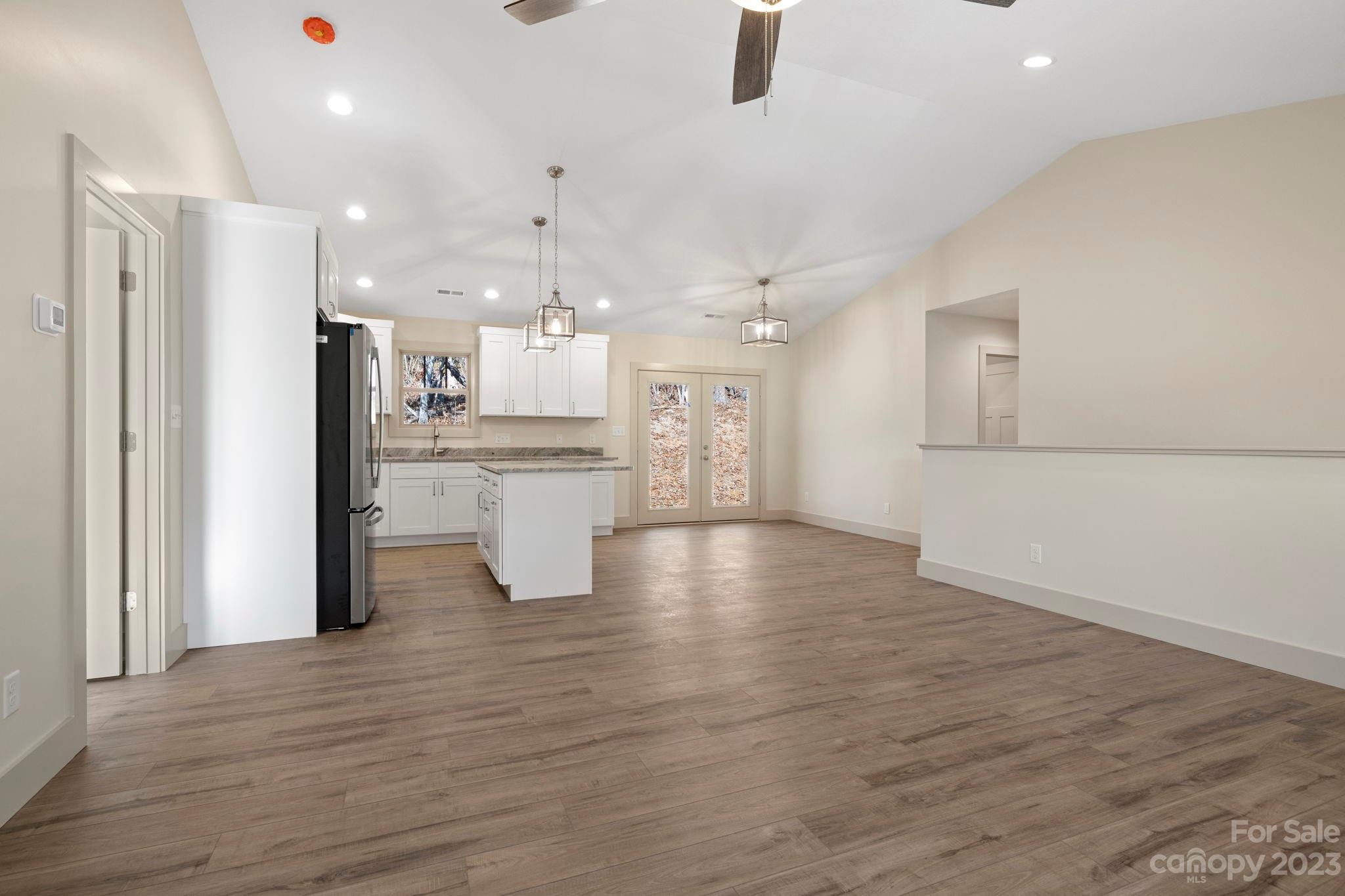 4 Anna Glenn Lane Weaverville NC 28787