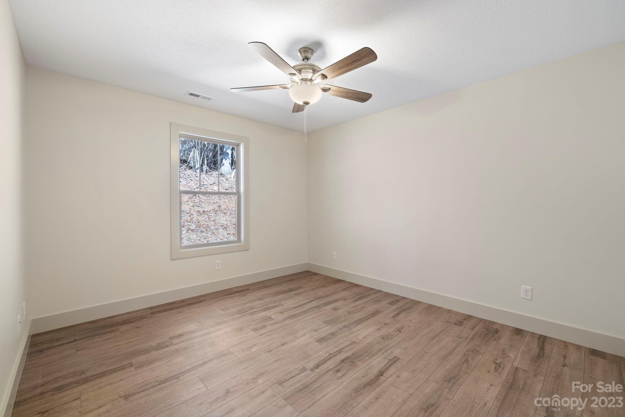 4 Anna Glenn Lane Weaverville NC 28787