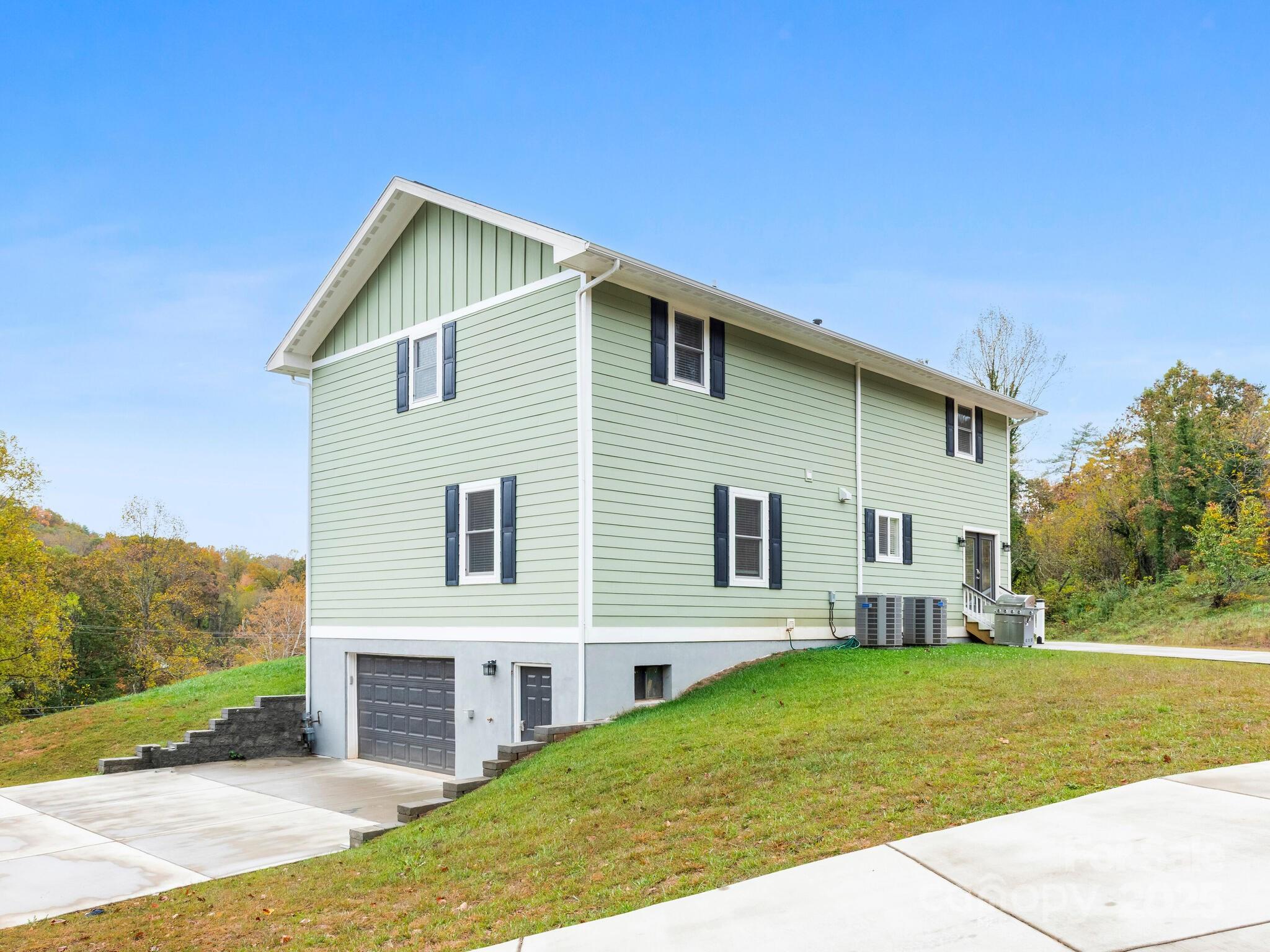 258 Old Weaverville Road Asheville NC 28804