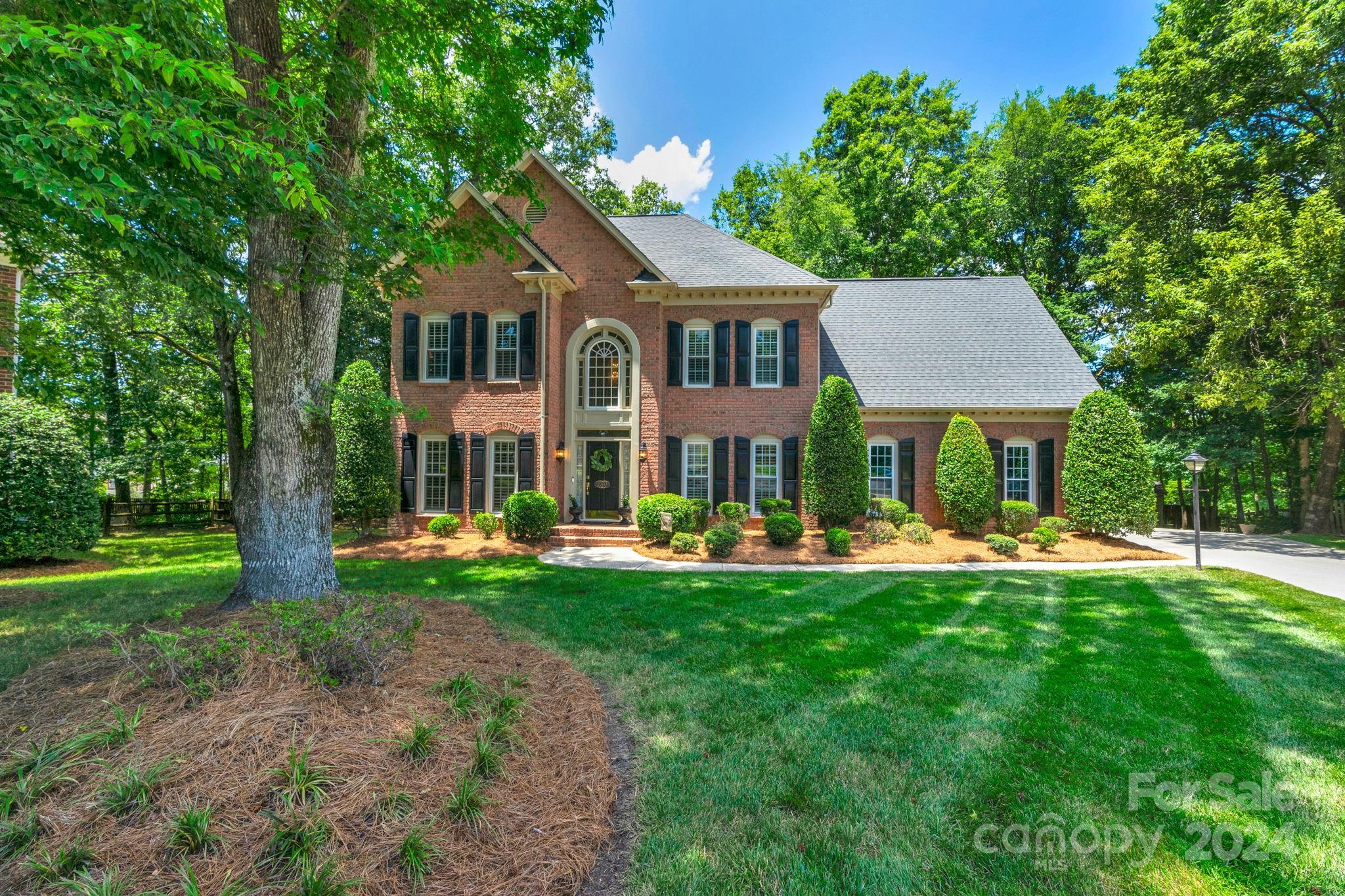 2207 Streatley Lane Matthews NC 28105