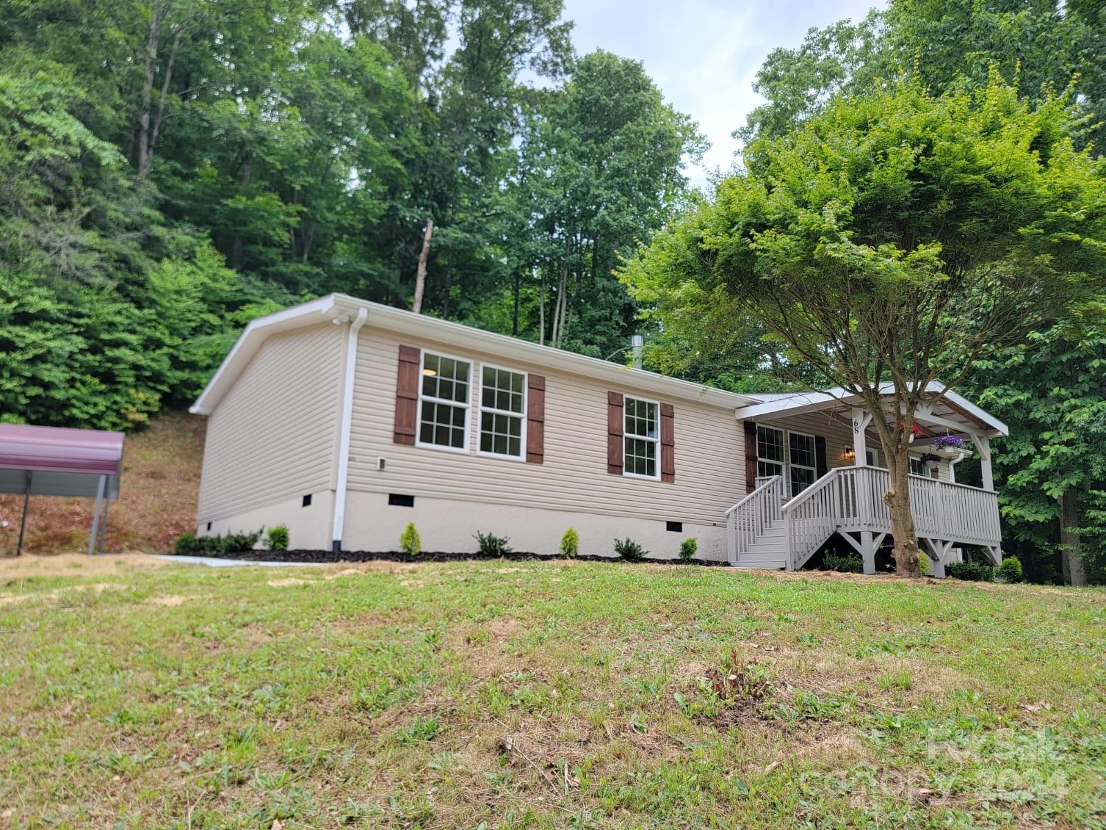 68 Red Red Lane Sylva NC 28779