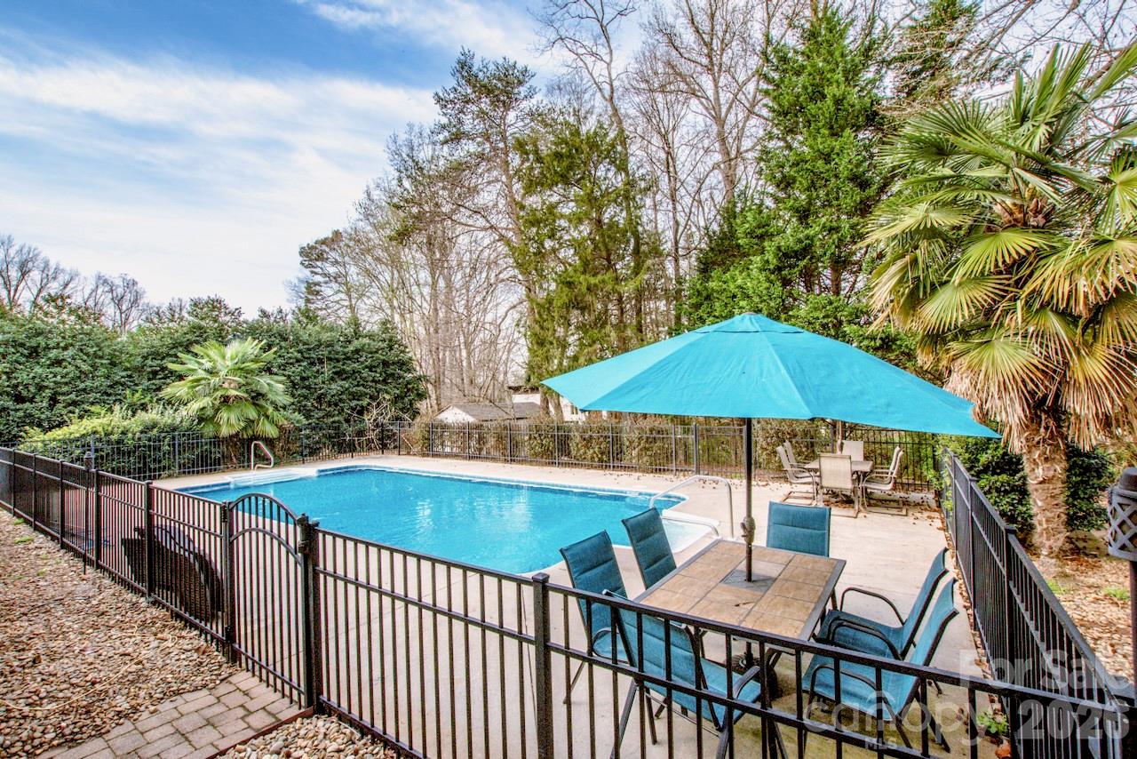 124 Cedar Woods Drive Mooresville NC 28117