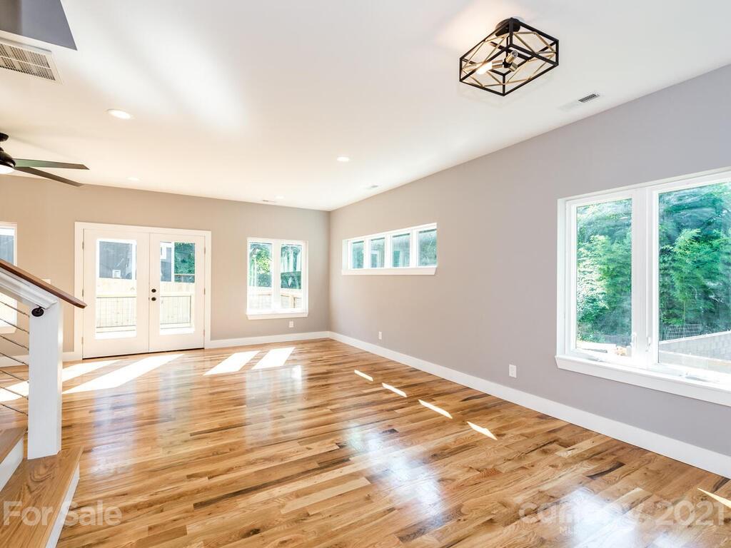 452 State Street Asheville NC 28806