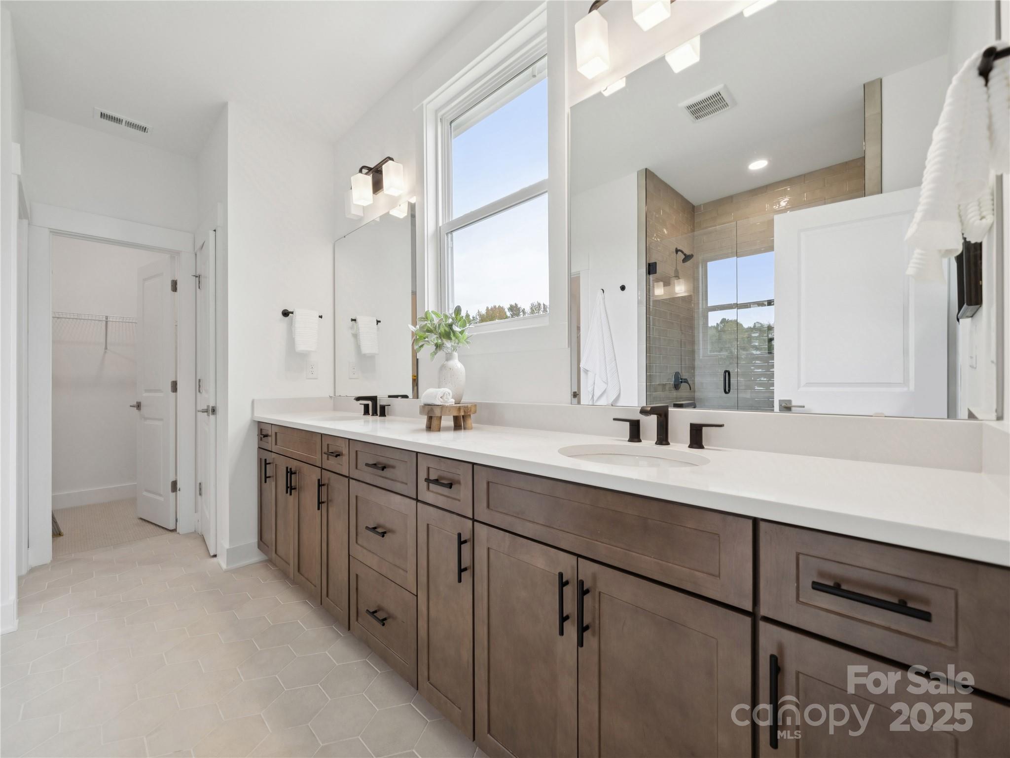5107 Mint Harbor Way Charlotte NC 28269