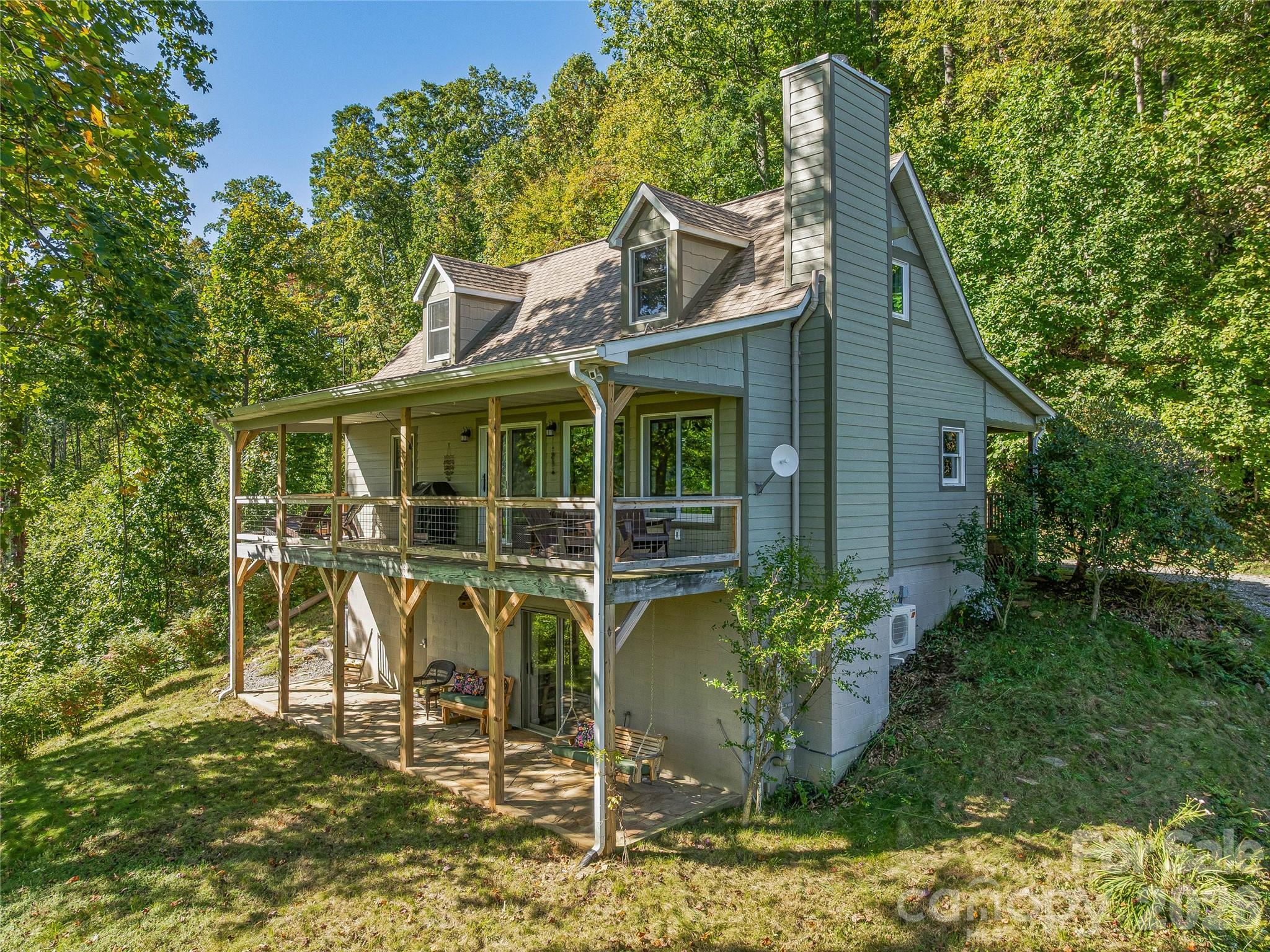 382 Black Oak Cove Road Candler NC 28715