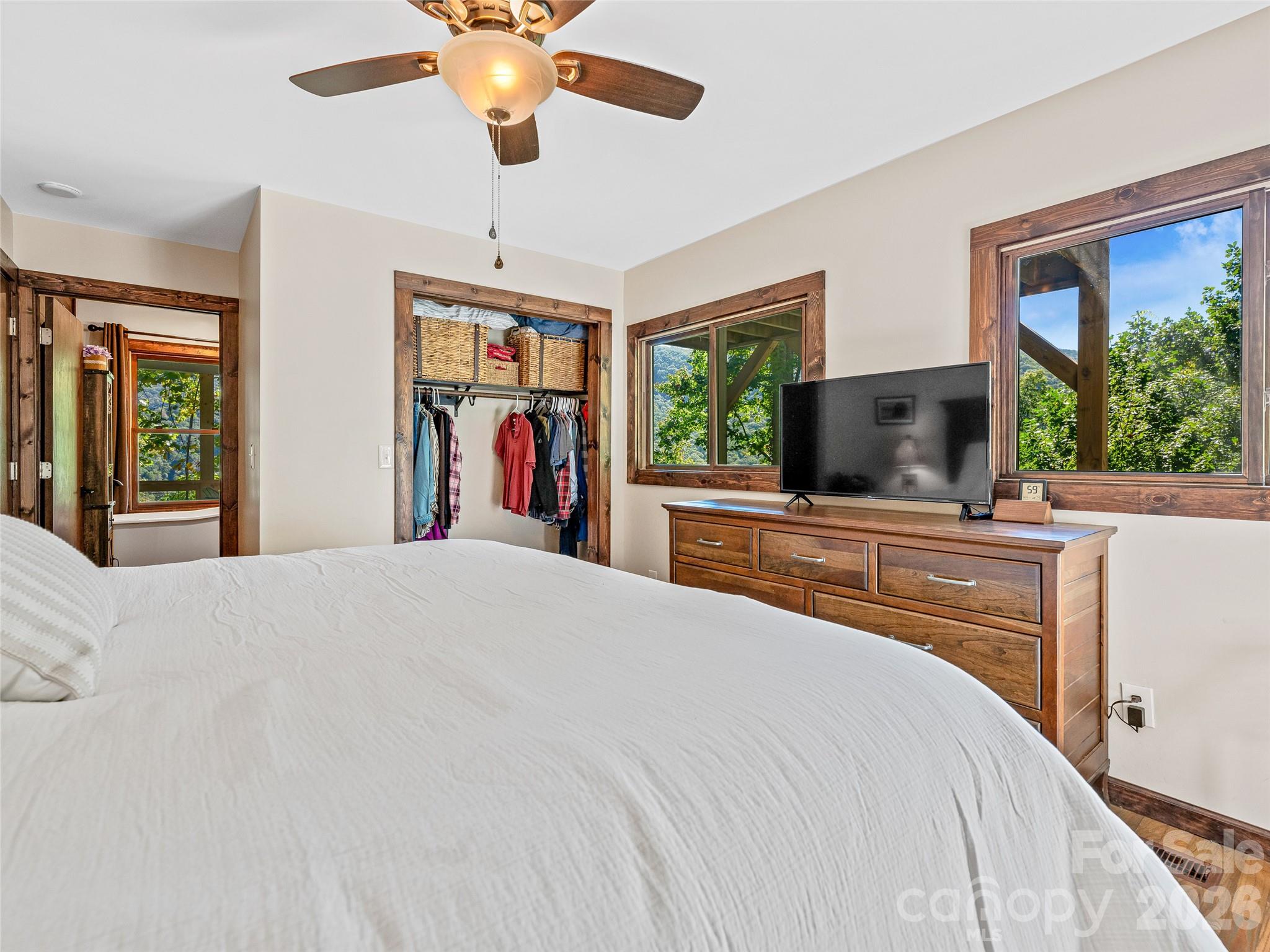 382 Black Oak Cove Road Candler NC 28715