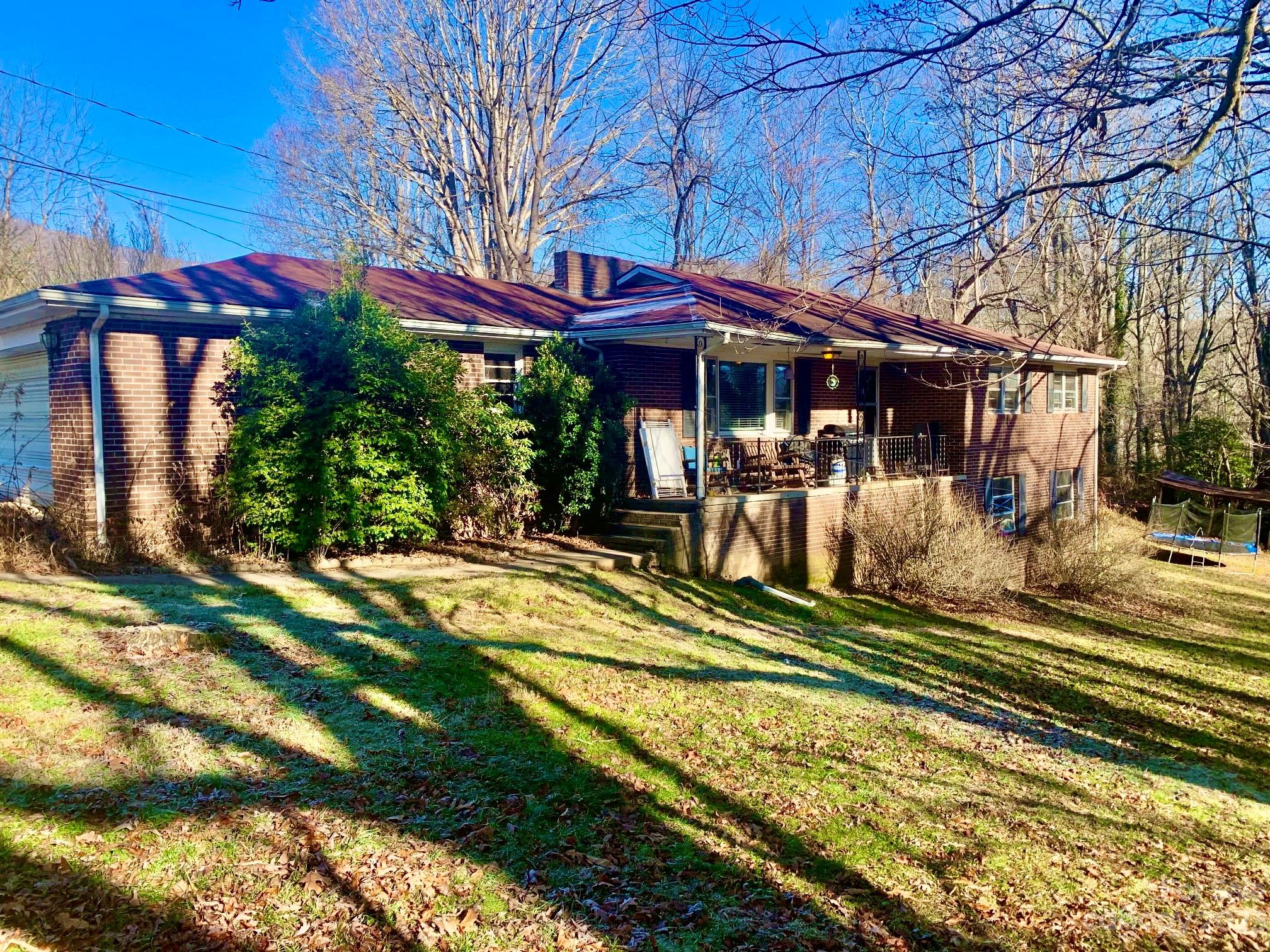 235 Log Cabin Road Waynesville NC 28786