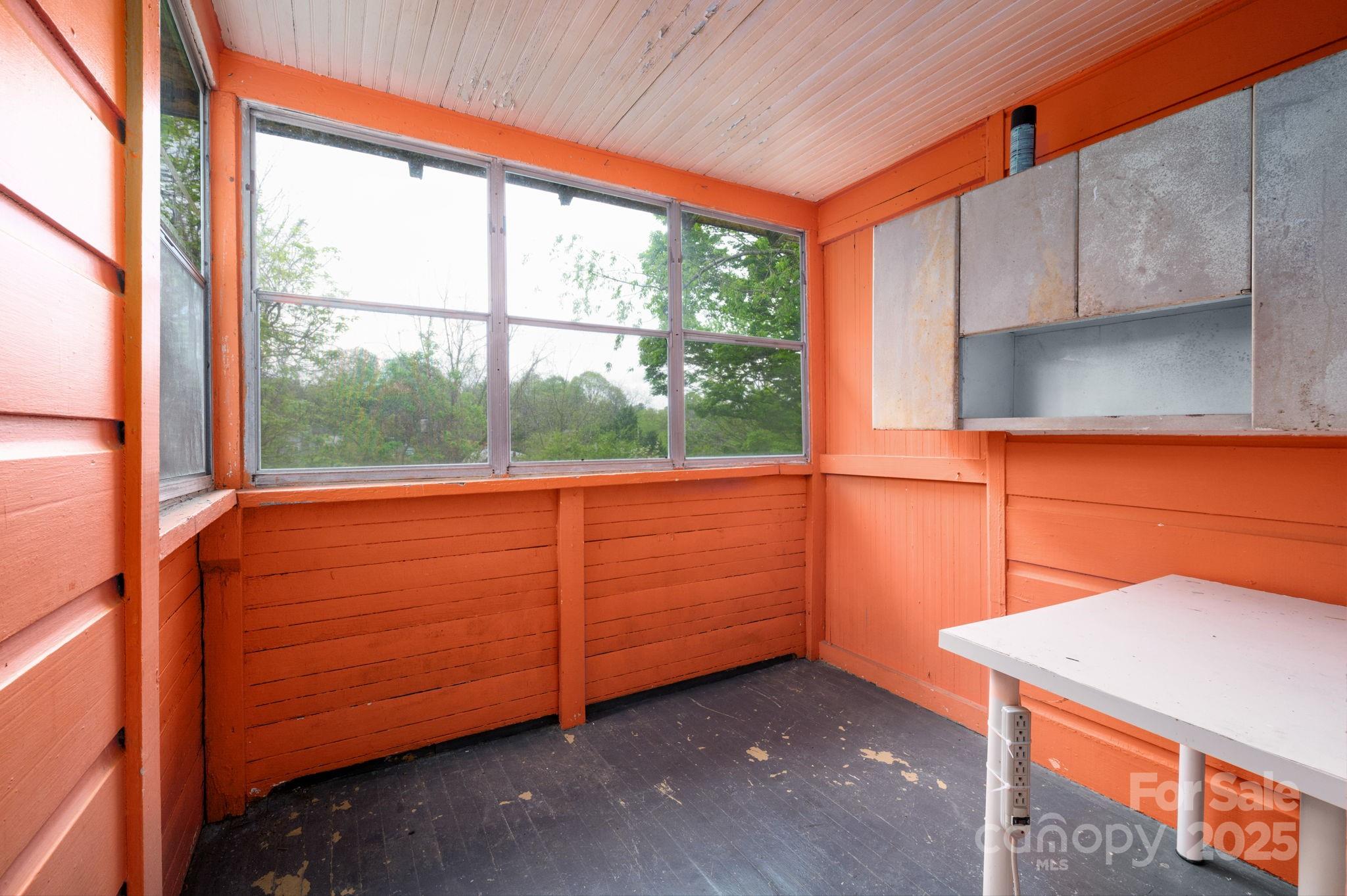 35 Baker Avenue Asheville NC 28806