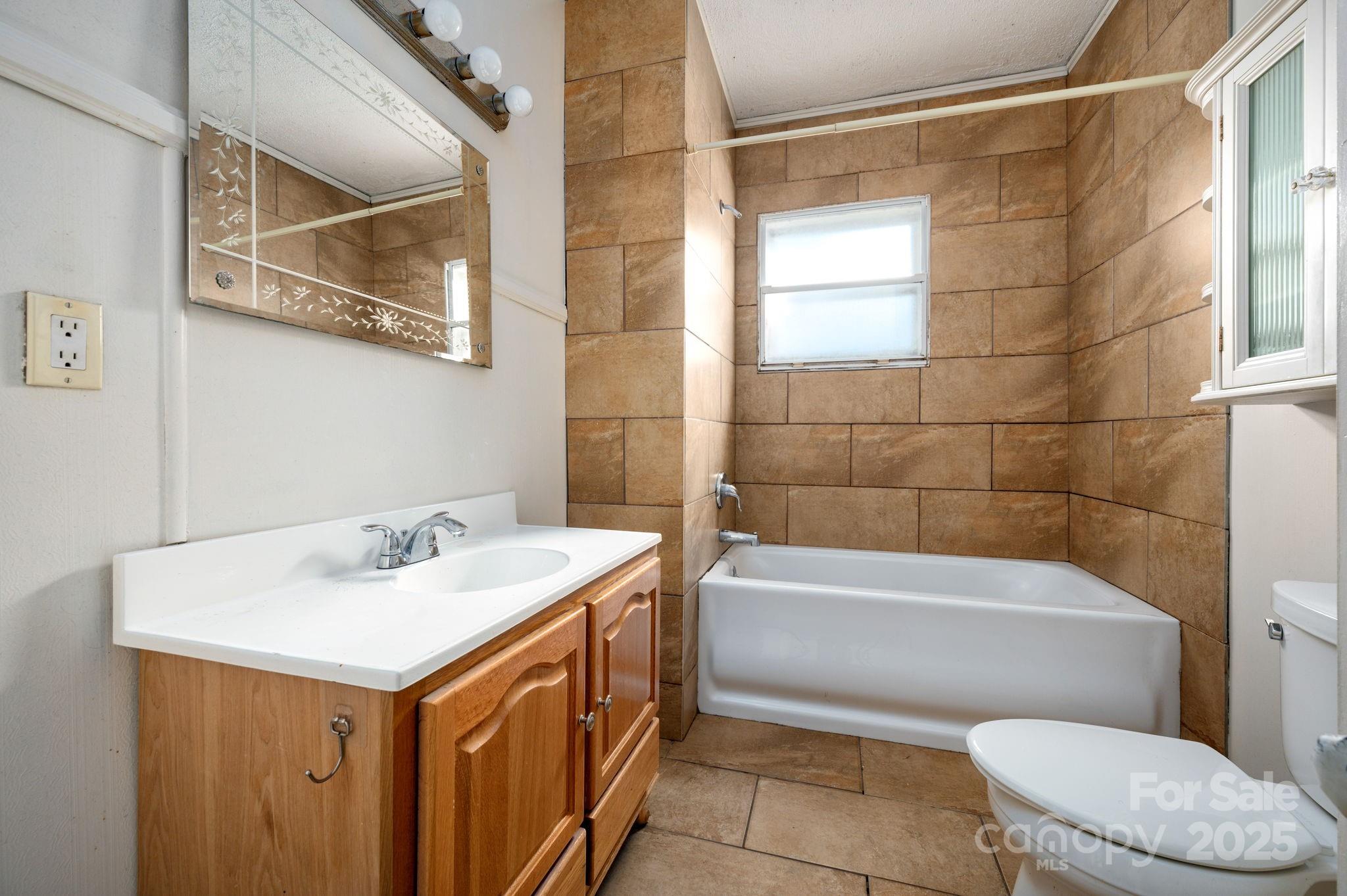 35 Baker Avenue Asheville NC 28806