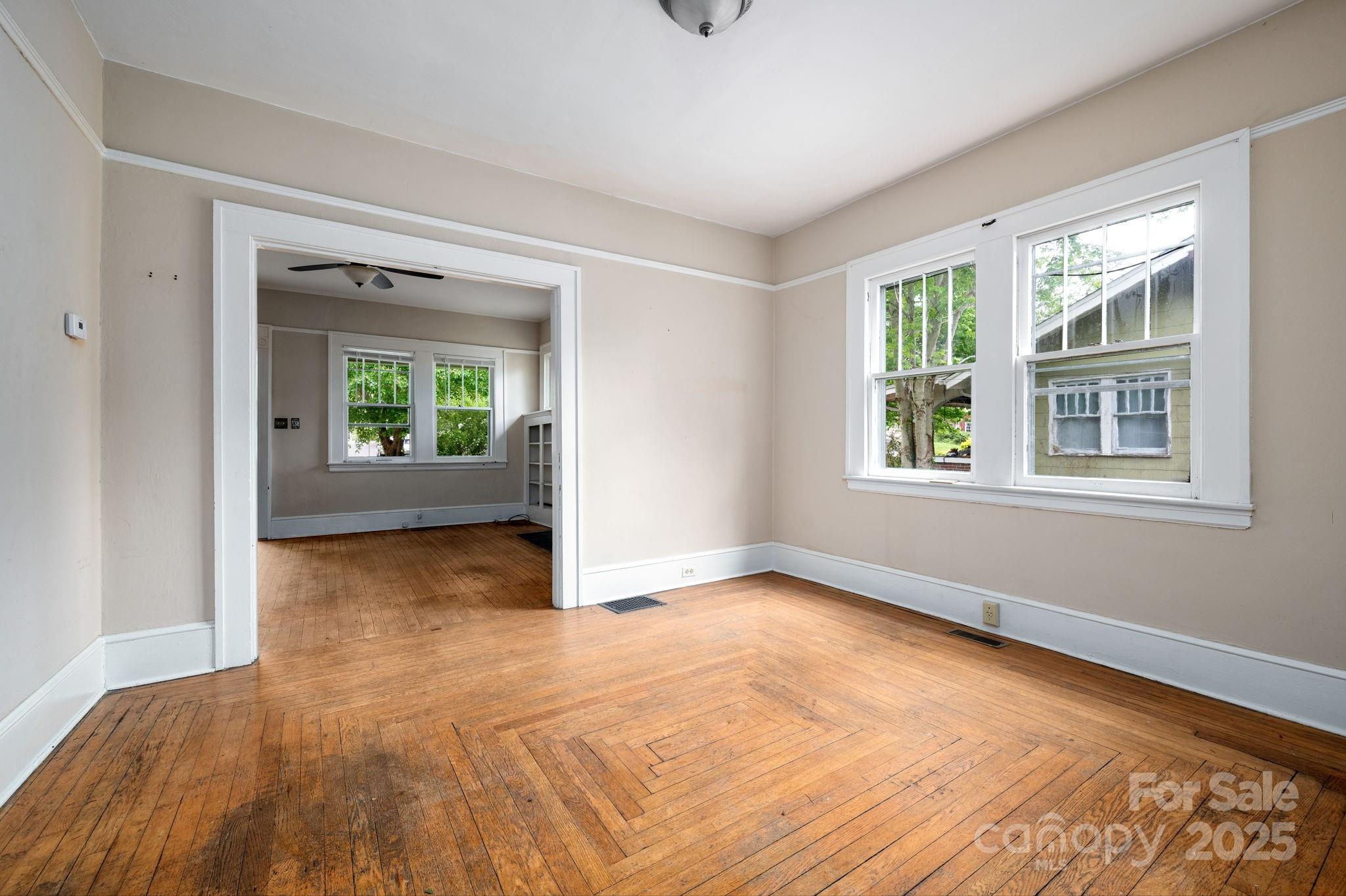 35 Baker Avenue Asheville NC 28806