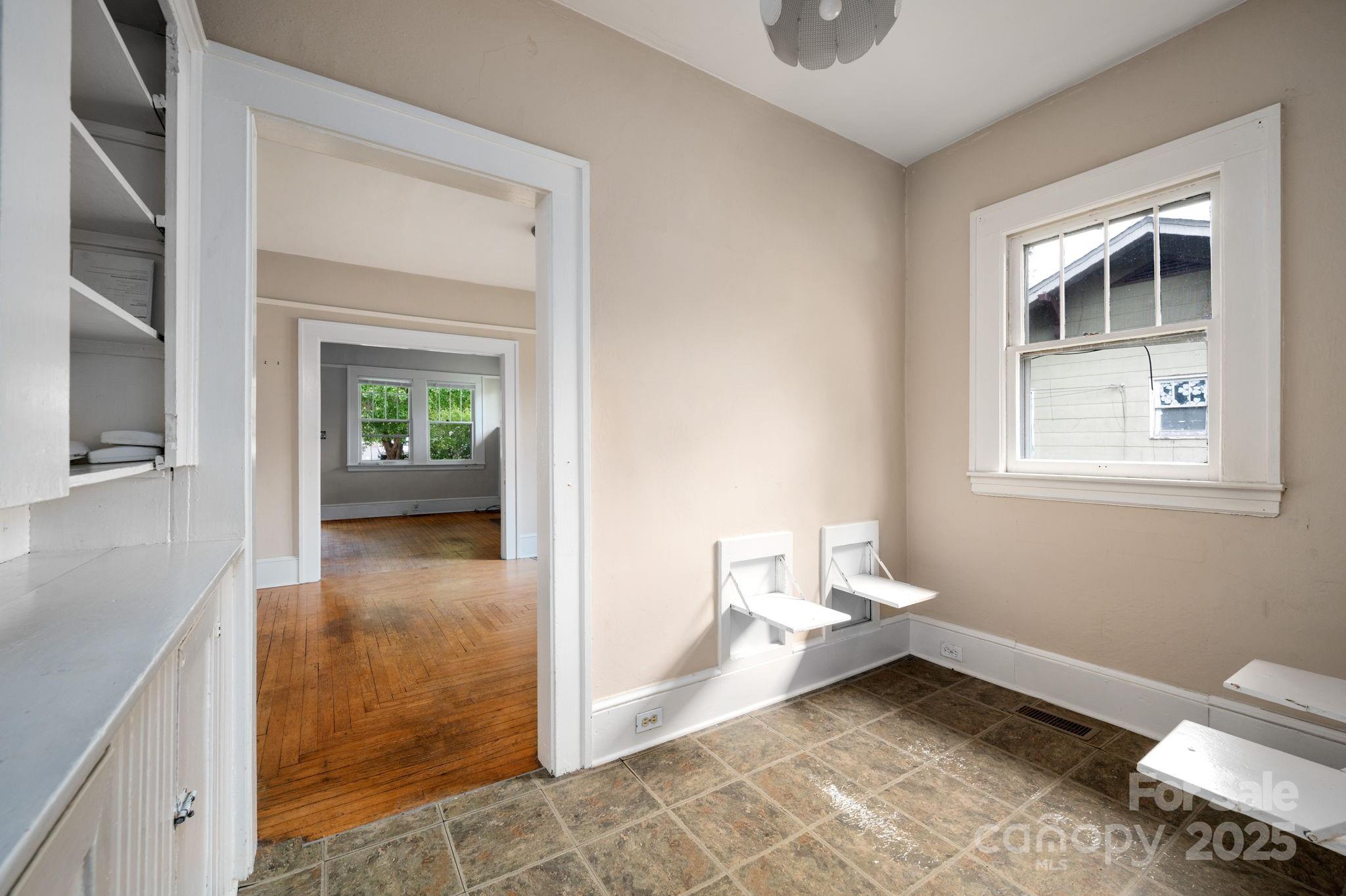 35 Baker Avenue Asheville NC 28806