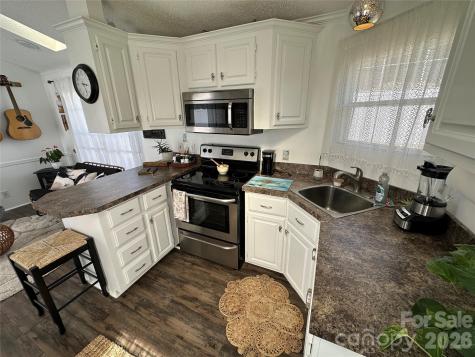 166 Eagle Drive New London NC 28127