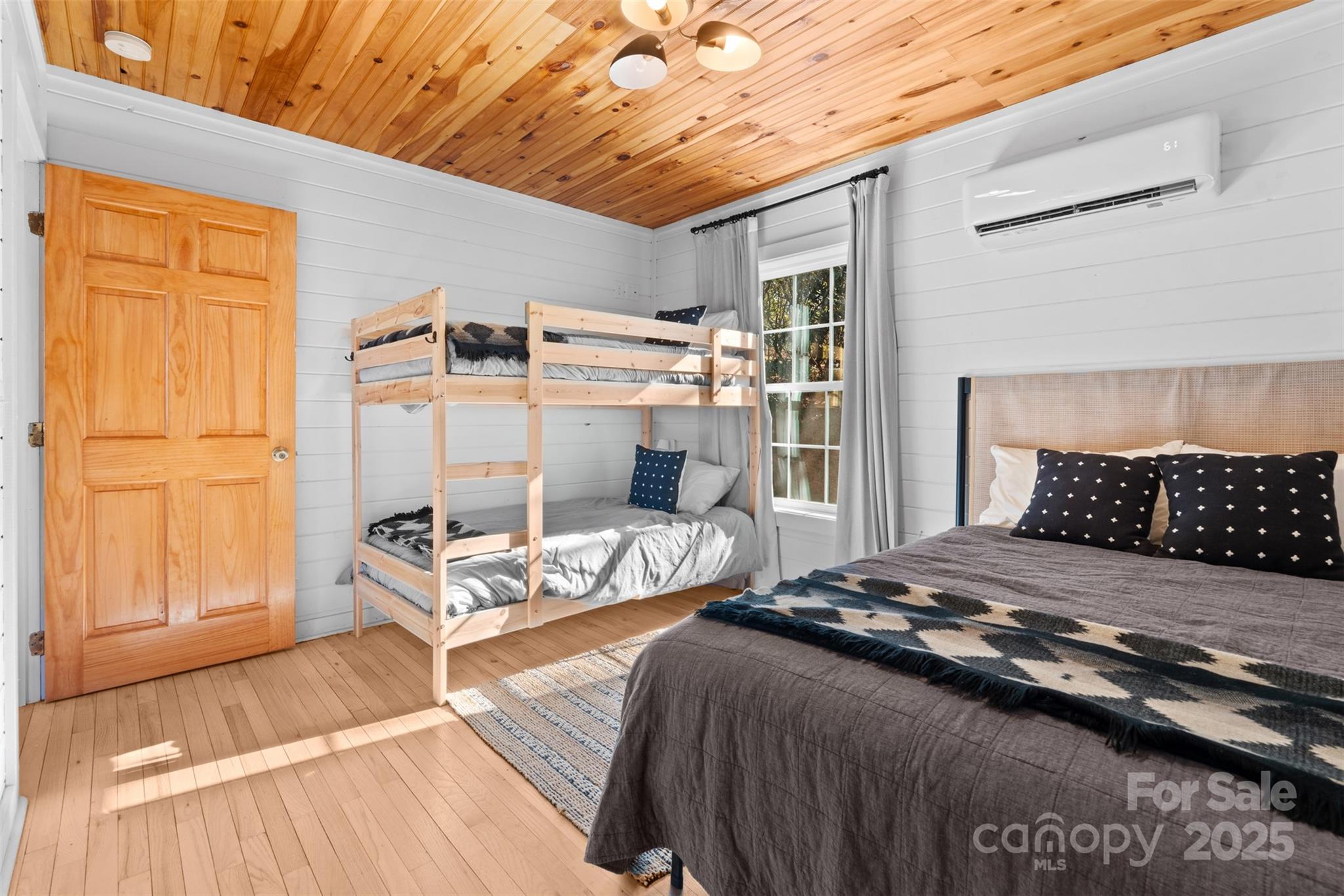 68 Bear Den Mountain View Drive Spruce Pine NC 28777