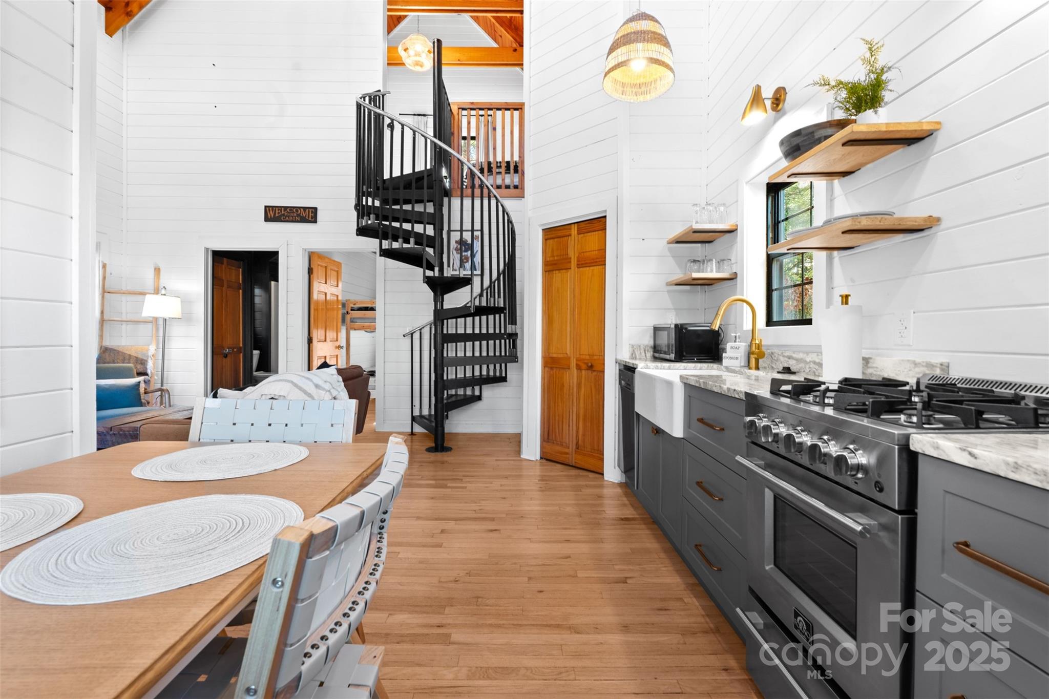 68 Bear Den Mountain View Drive Spruce Pine NC 28777