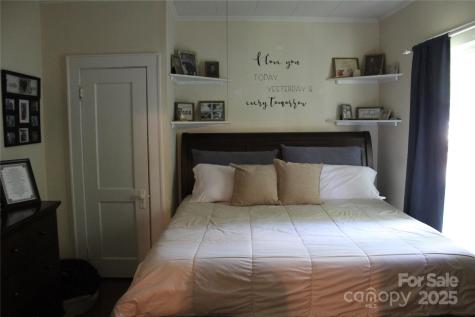 436 E Oakwood Avenue Albemarle NC 28001