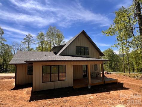 100 Bear Tree Cove Canton NC 28716