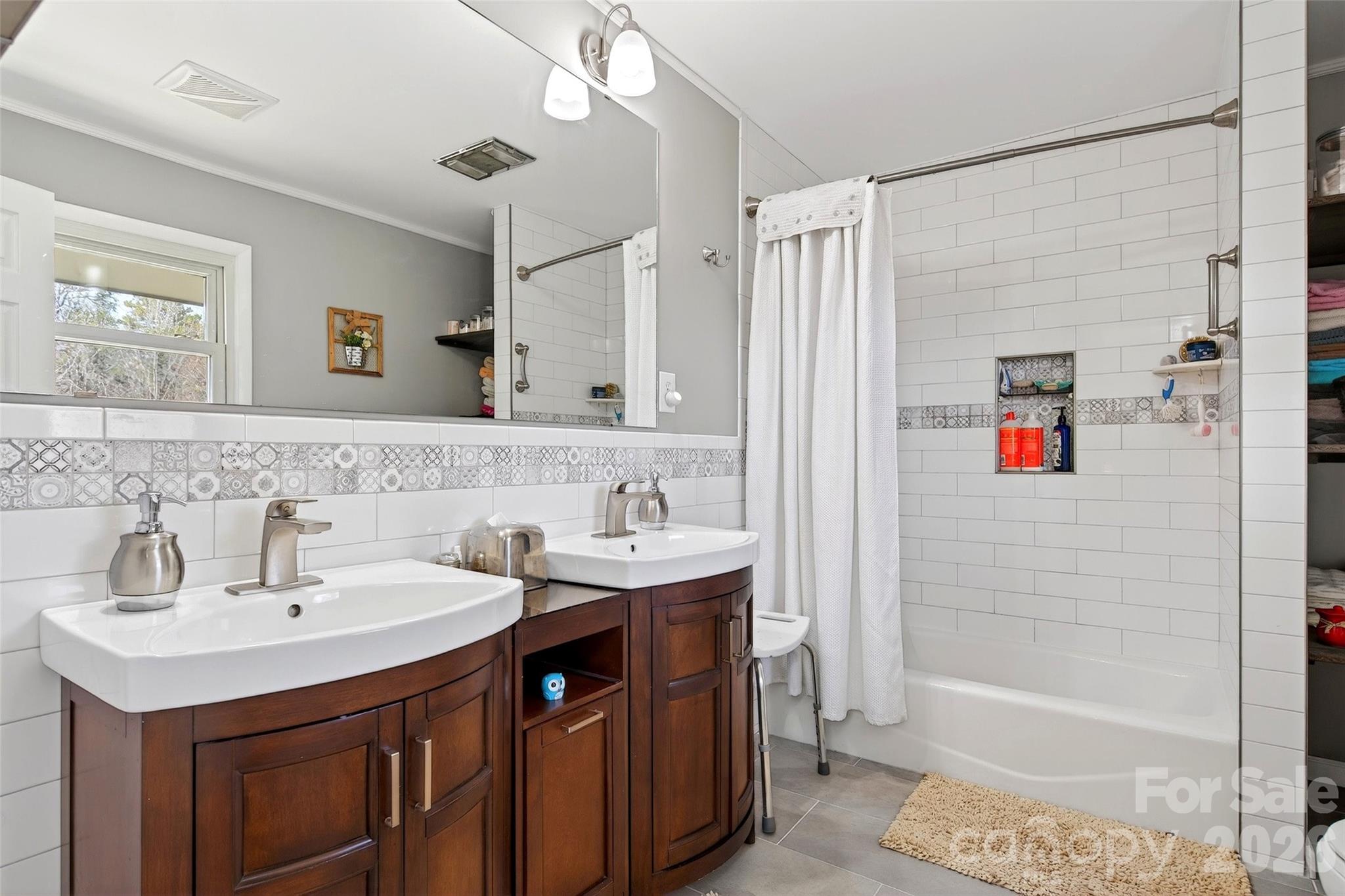 217 E Miller Street Spindale NC 28160