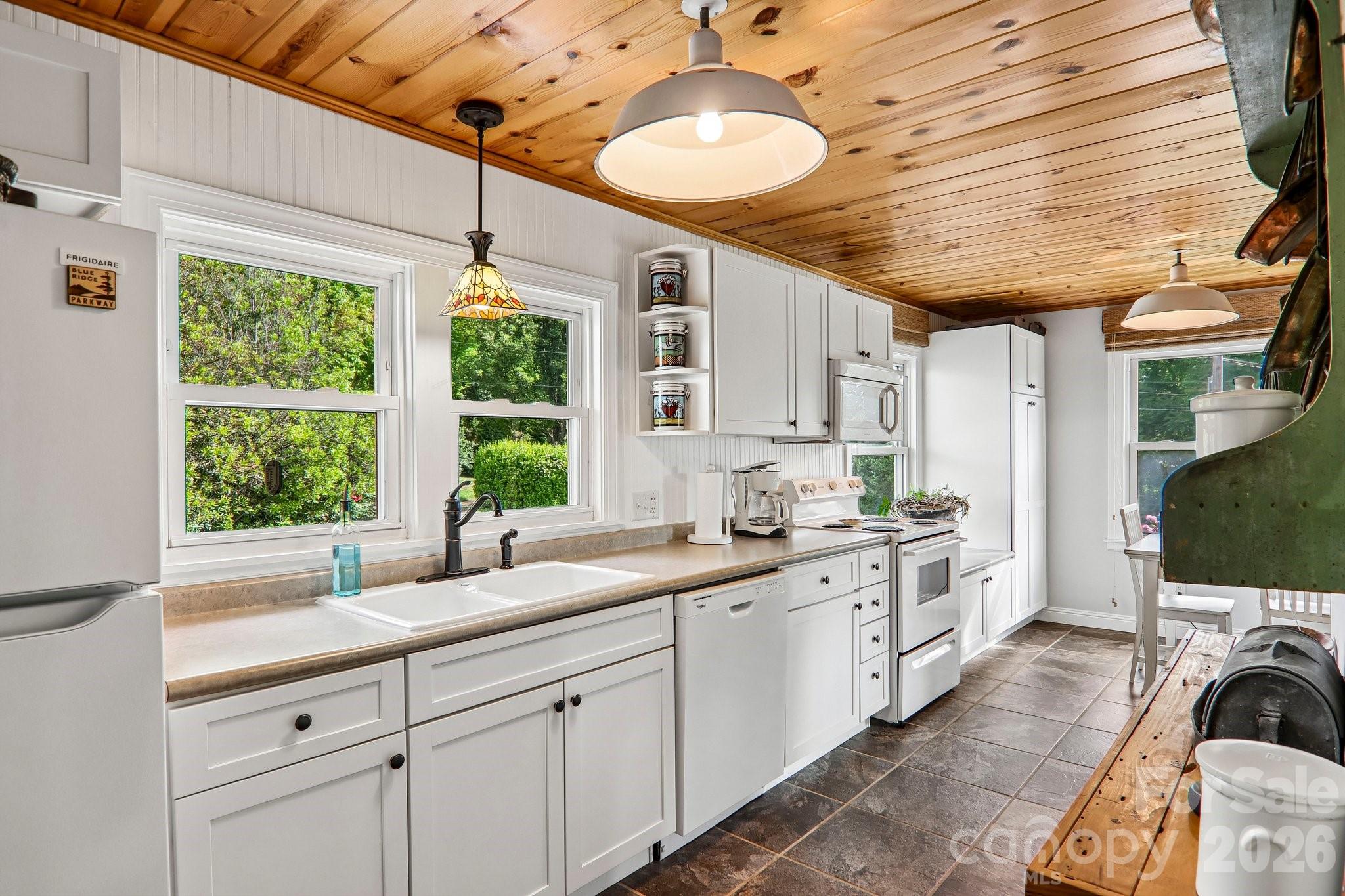 57 Langwell Avenue Asheville NC 28806