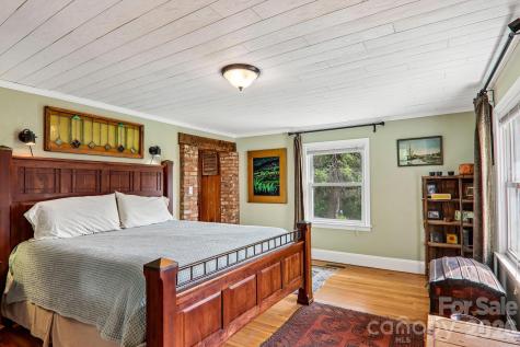 57 Langwell Avenue Asheville NC 28806