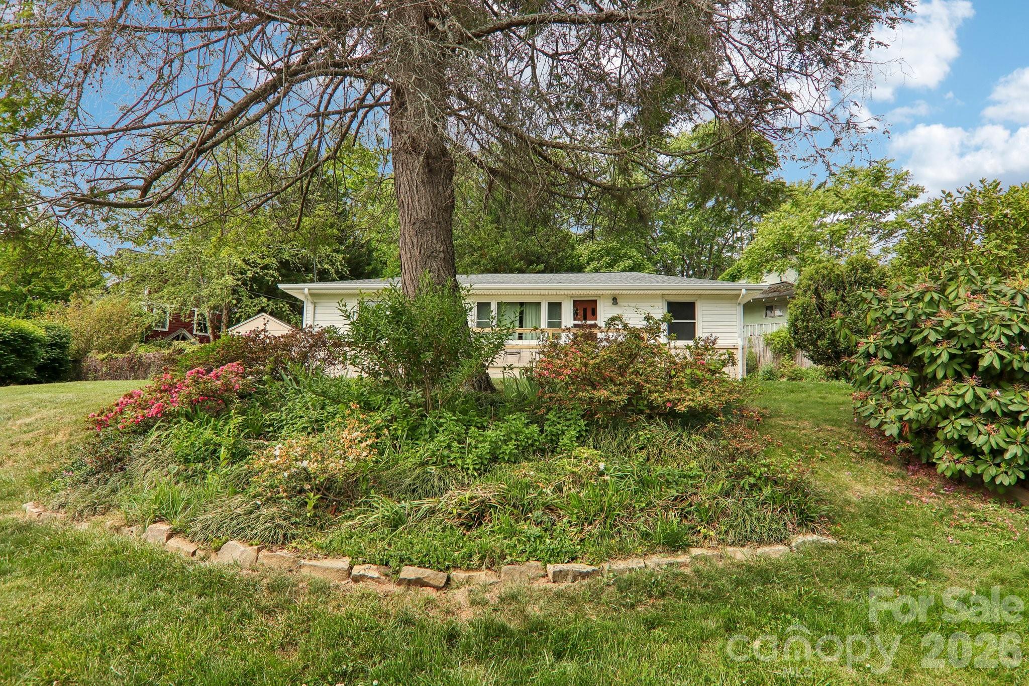 57 Langwell Avenue Asheville NC 28806