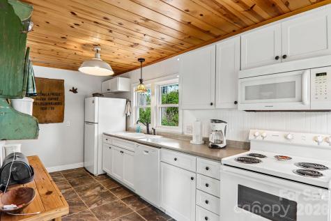 57 Langwell Avenue Asheville NC 28806