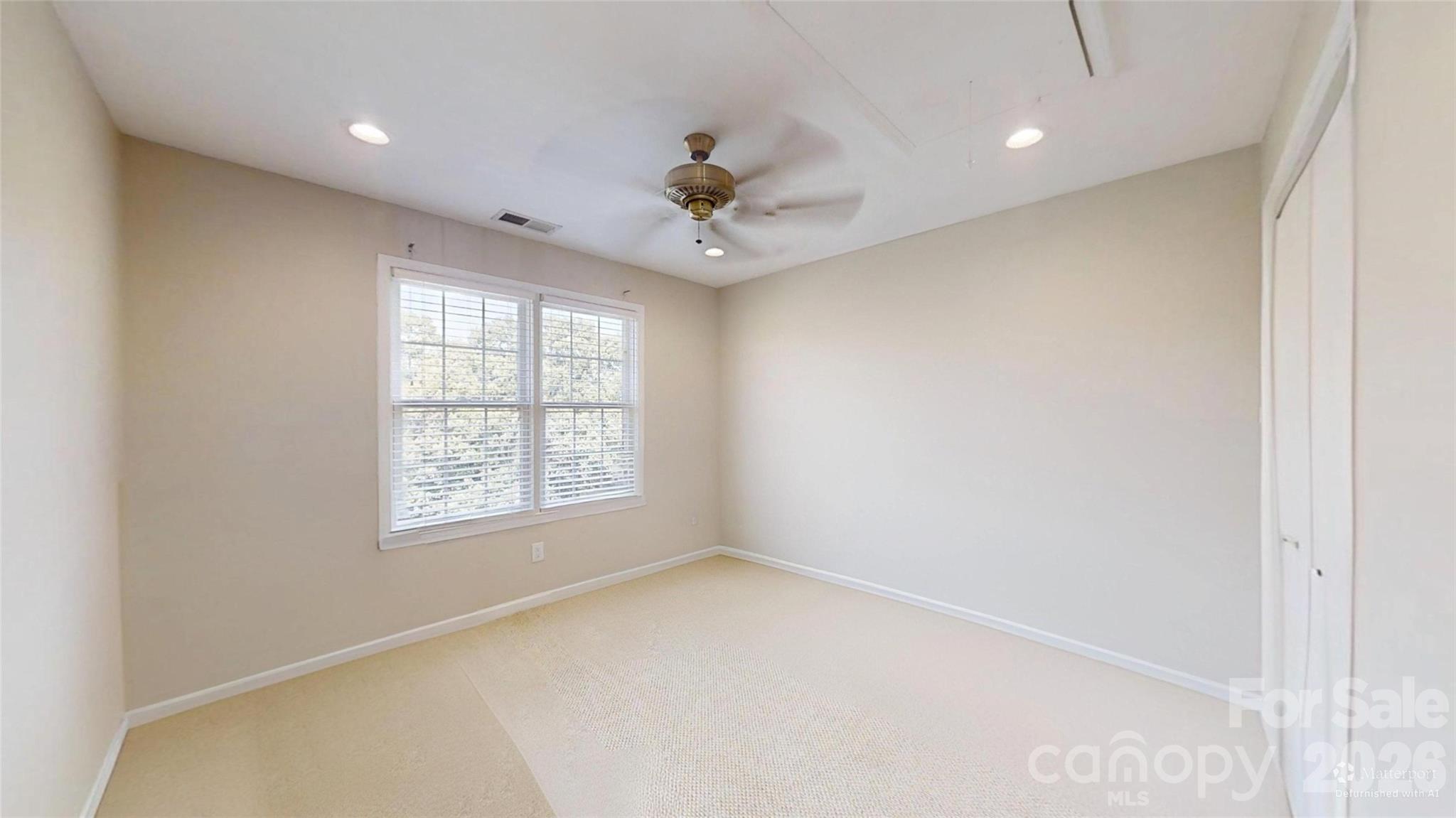 2400 Carriage Lane Lincolnton NC 28092