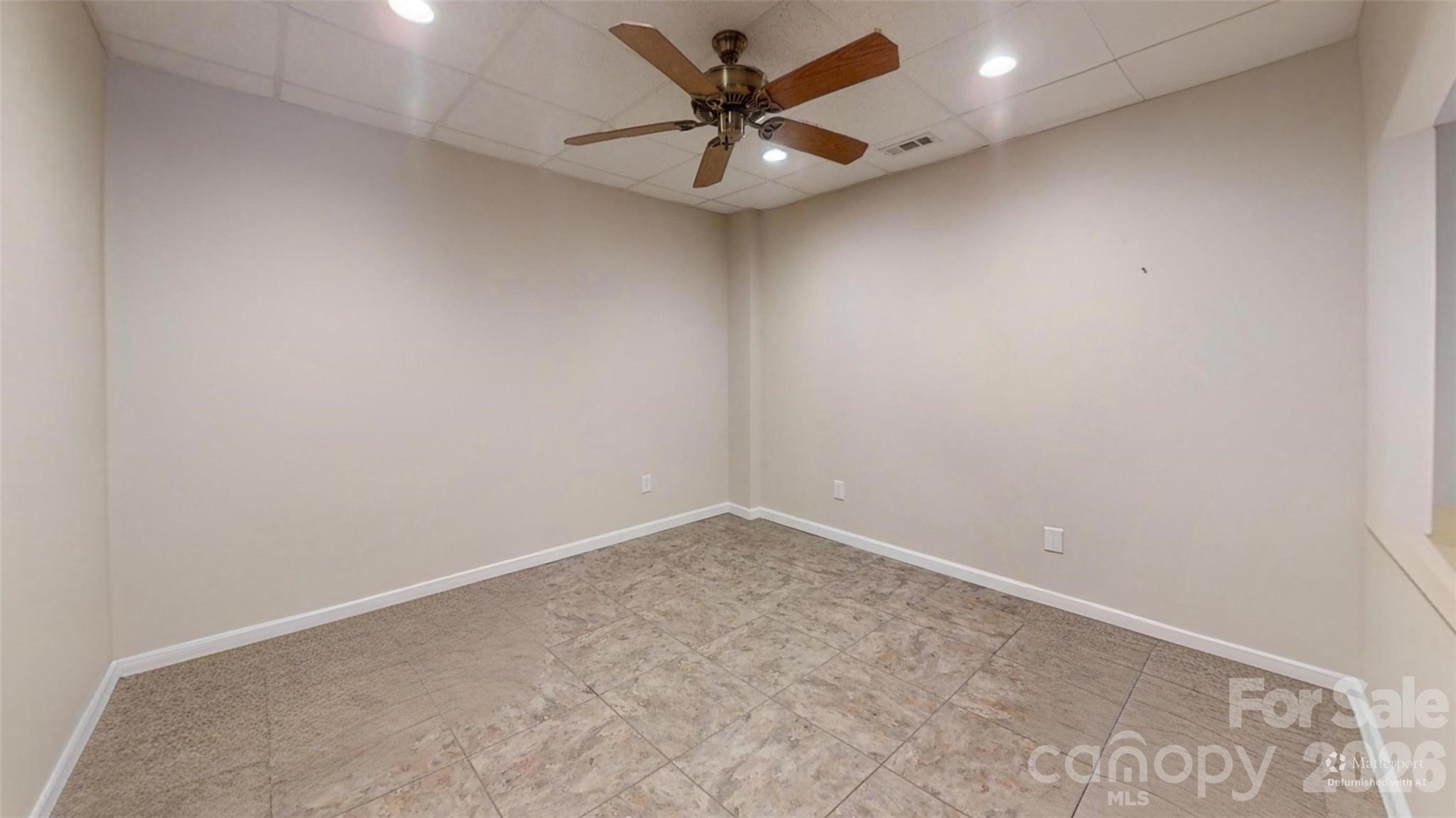 2400 Carriage Lane Lincolnton NC 28092