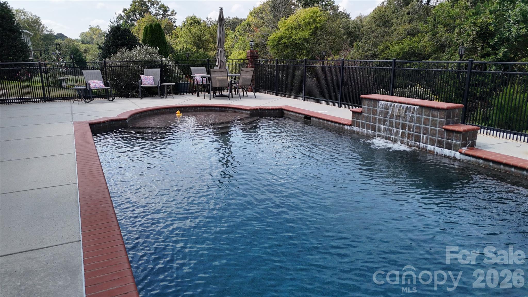 2400 Carriage Lane Lincolnton NC 28092