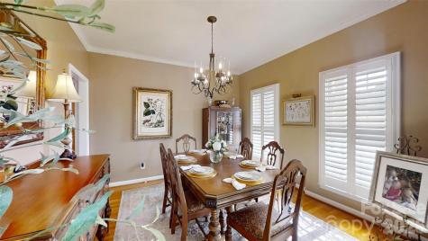 2400 Carriage Lane Lincolnton NC 28092