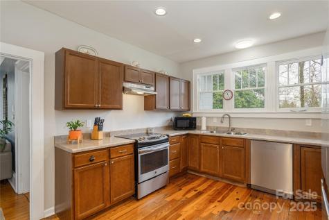 506 W Blue Ridge Road East Flat Rock NC 28726