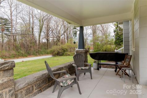 506 W Blue Ridge Road East Flat Rock NC 28726