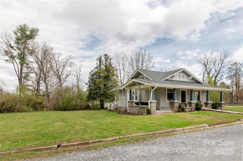 506 W Blue Ridge Road East Flat Rock NC 28726