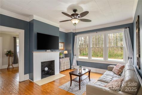 506 W Blue Ridge Road East Flat Rock NC 28726