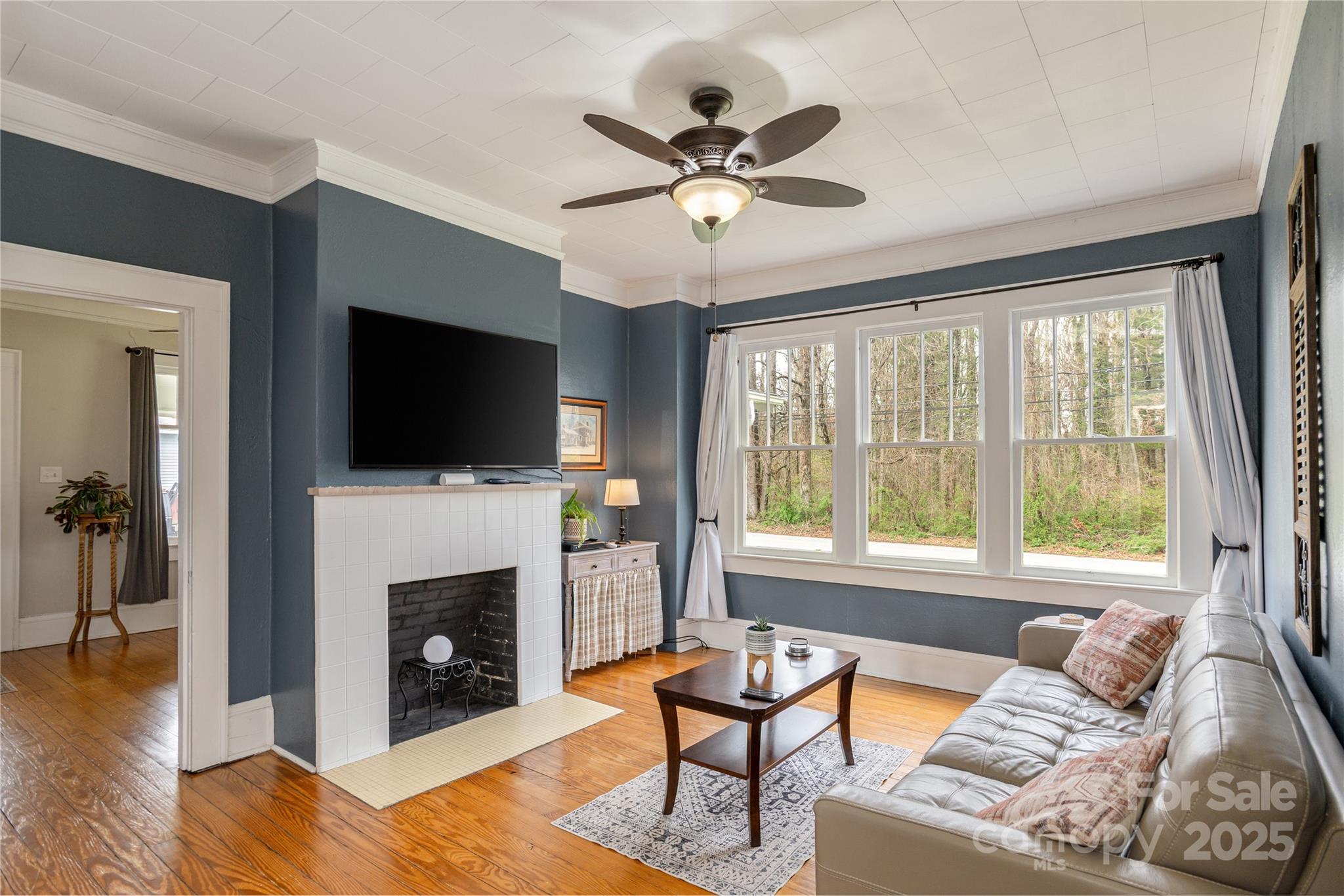 506 W Blue Ridge Road East Flat Rock NC 28726
