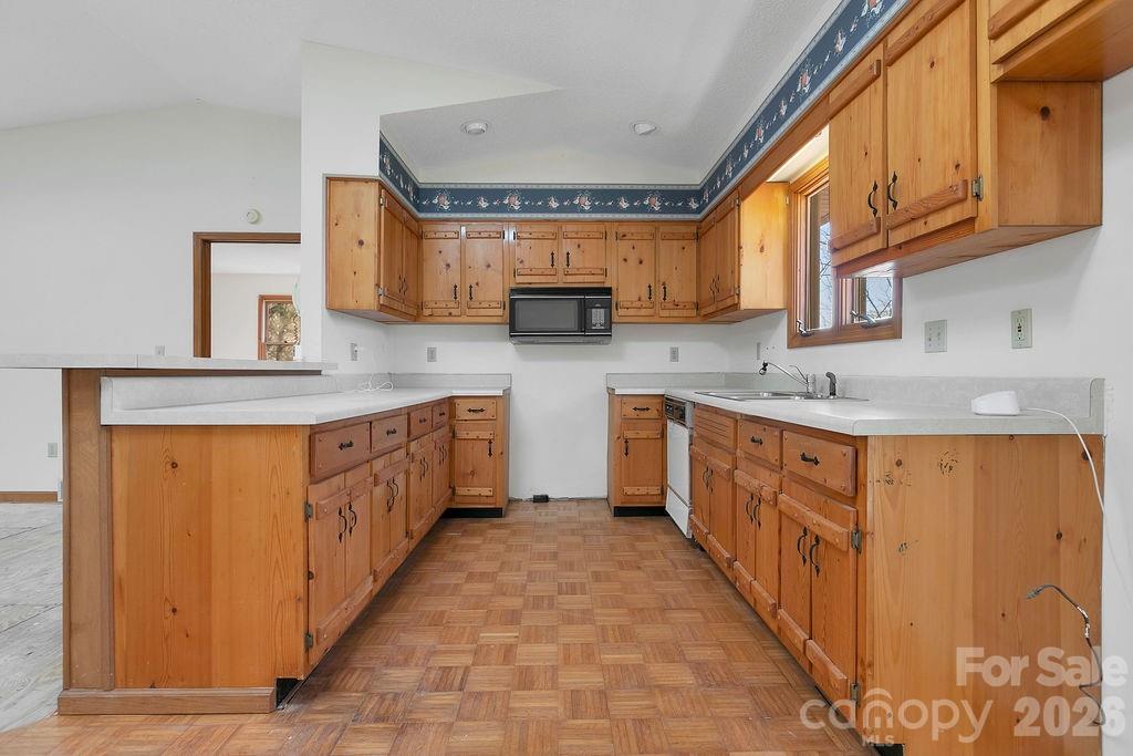 416 Kanasgowa Drive Brevard NC 28712