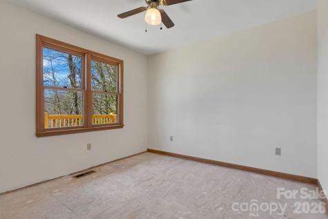 416 Kanasgowa Drive Brevard NC 28712