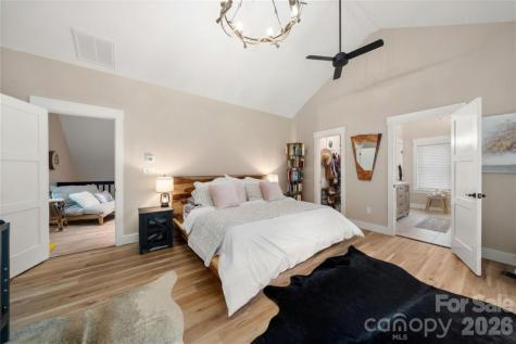 14 Locust Street Black Mountain NC 28711